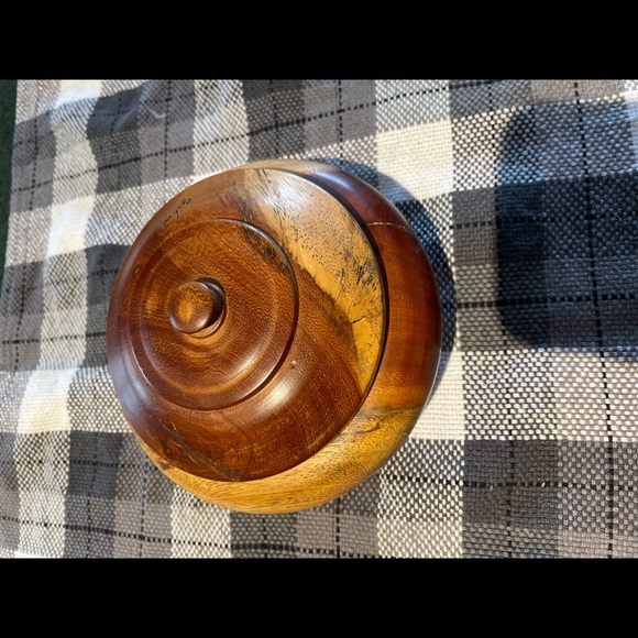 Solid Wood Treasure Bowl - Picture 4 of 9